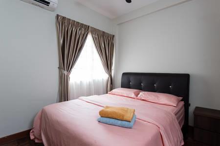 Rusnoor Homestay Bukit Jelutong Shah Alam Bagian luar foto